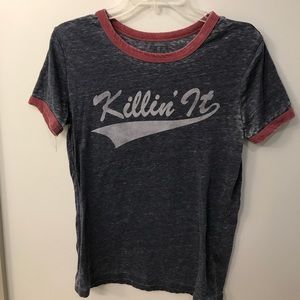 Blue and maroon “killin it” tee